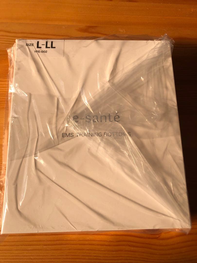 イーサンテ EMSトレーニングボトムス ディノス