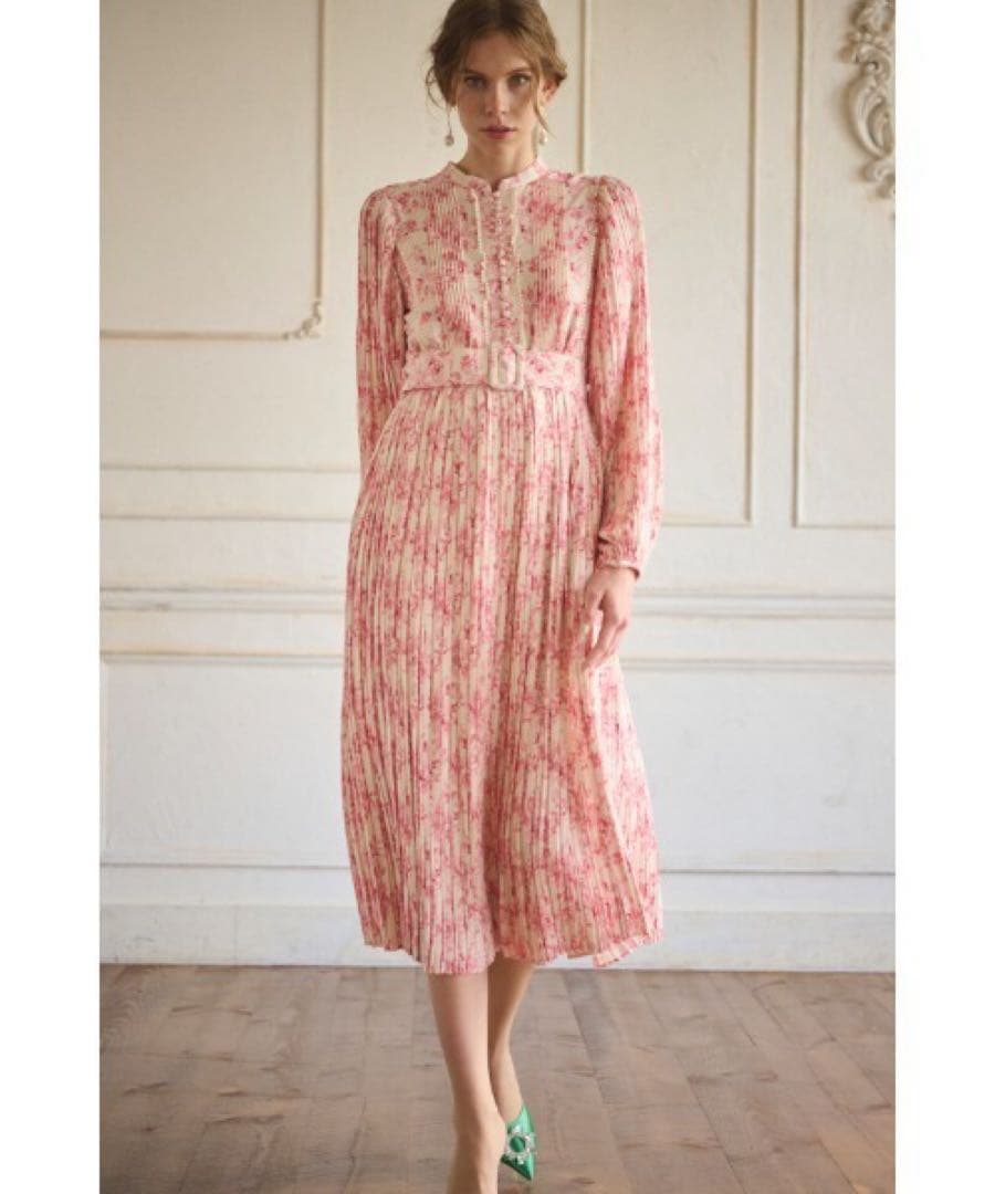 新品Estella.K Jane Belted Dressプリーツプリントドレス