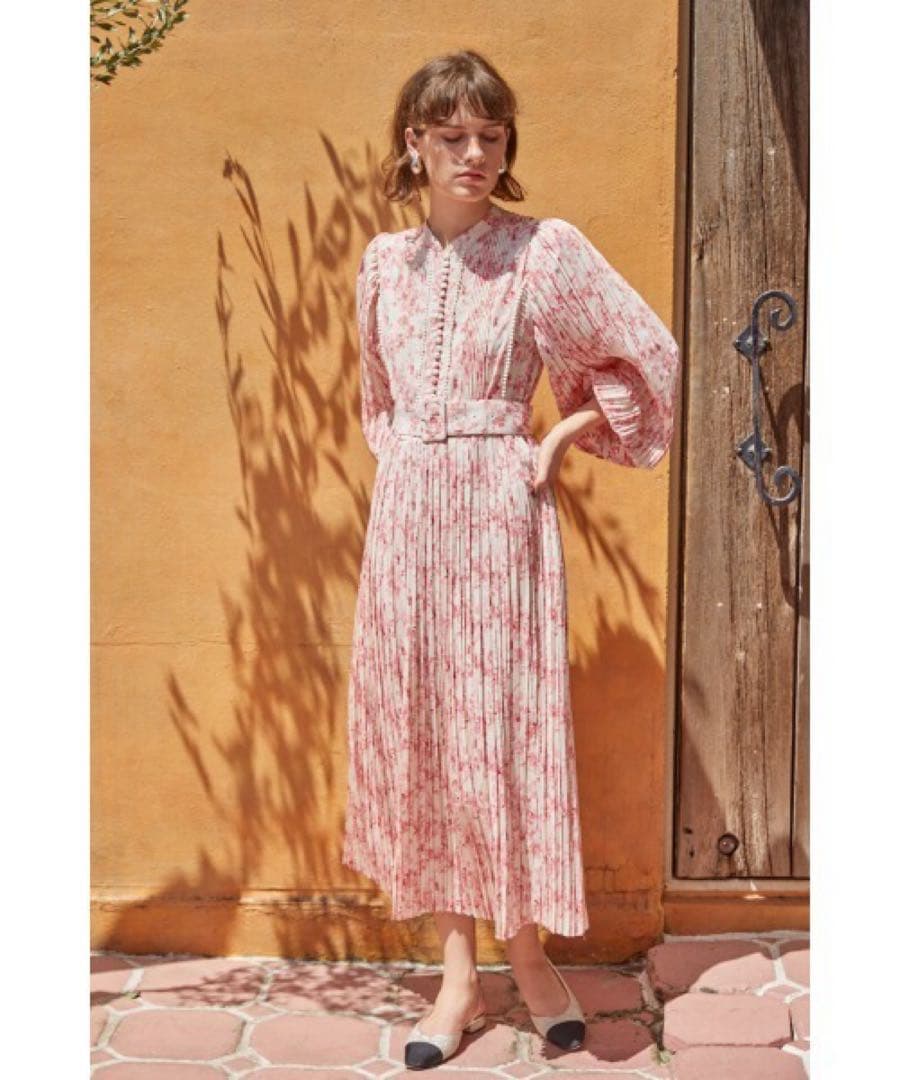 新品Estella.K Jane Belted Dressプリーツプリントドレス