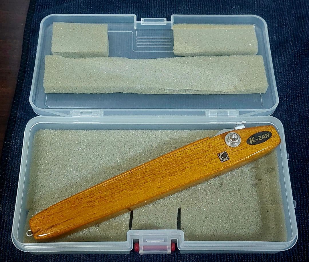 桐製わかさぎ電動リ一ル k-zan桐電動リール グレイス(右仕様)使用数回美品