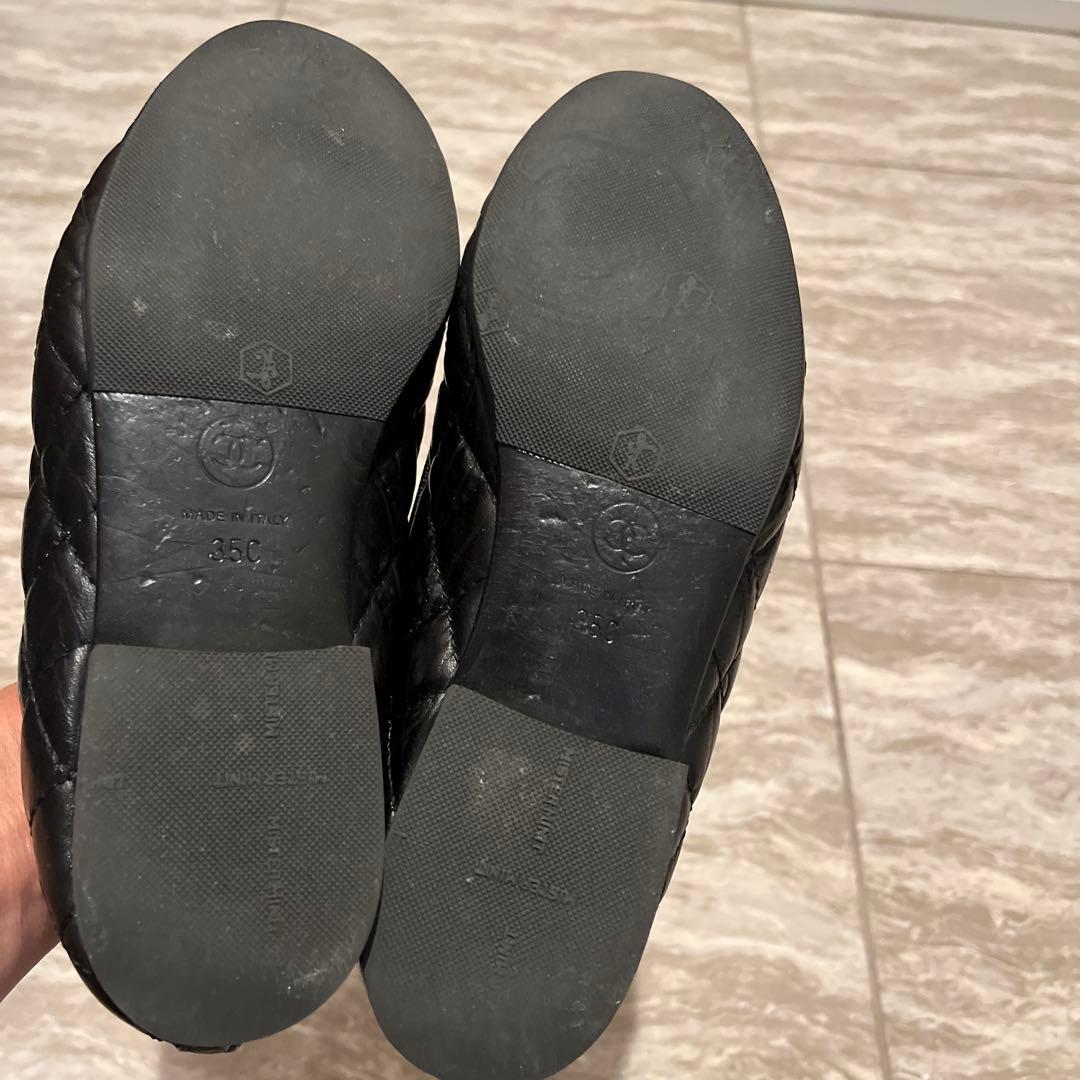 CHANEL ブラック フラットシューズ