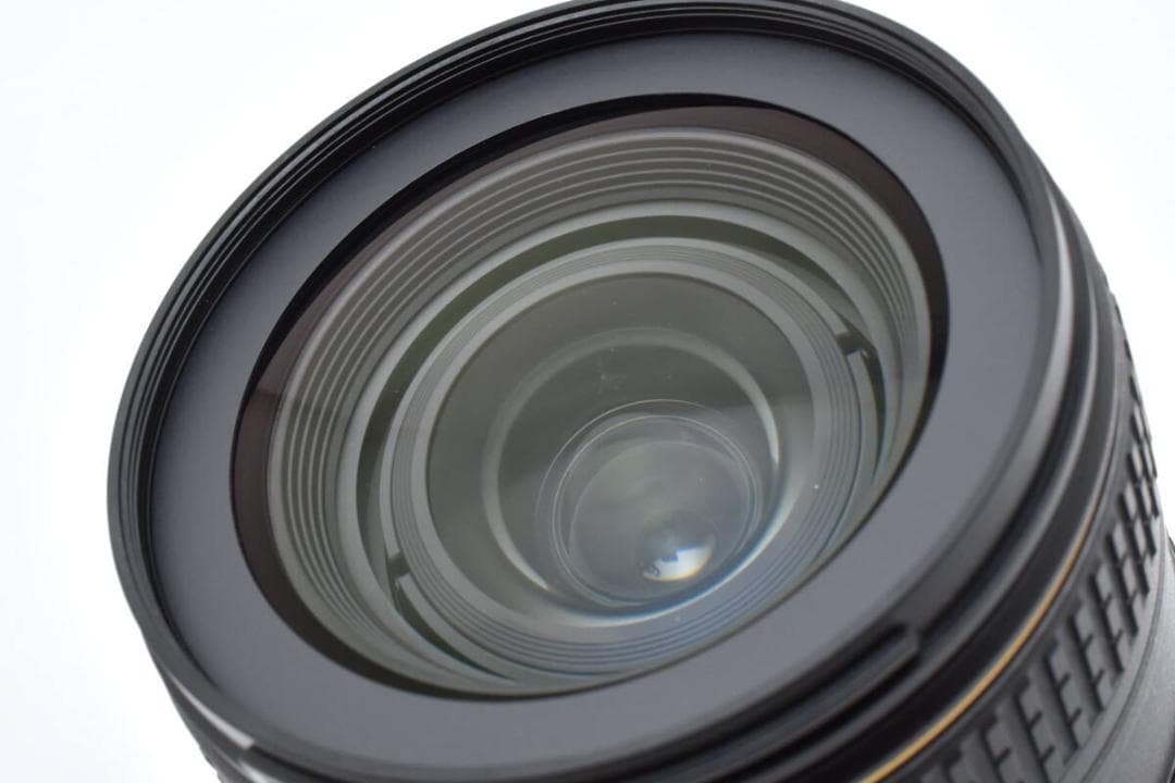 ★極美品 AF-S DX NIKKOR 16-80 f/2.8-4E ED VR