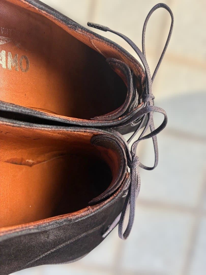 フェラガモ　スエードシューズ