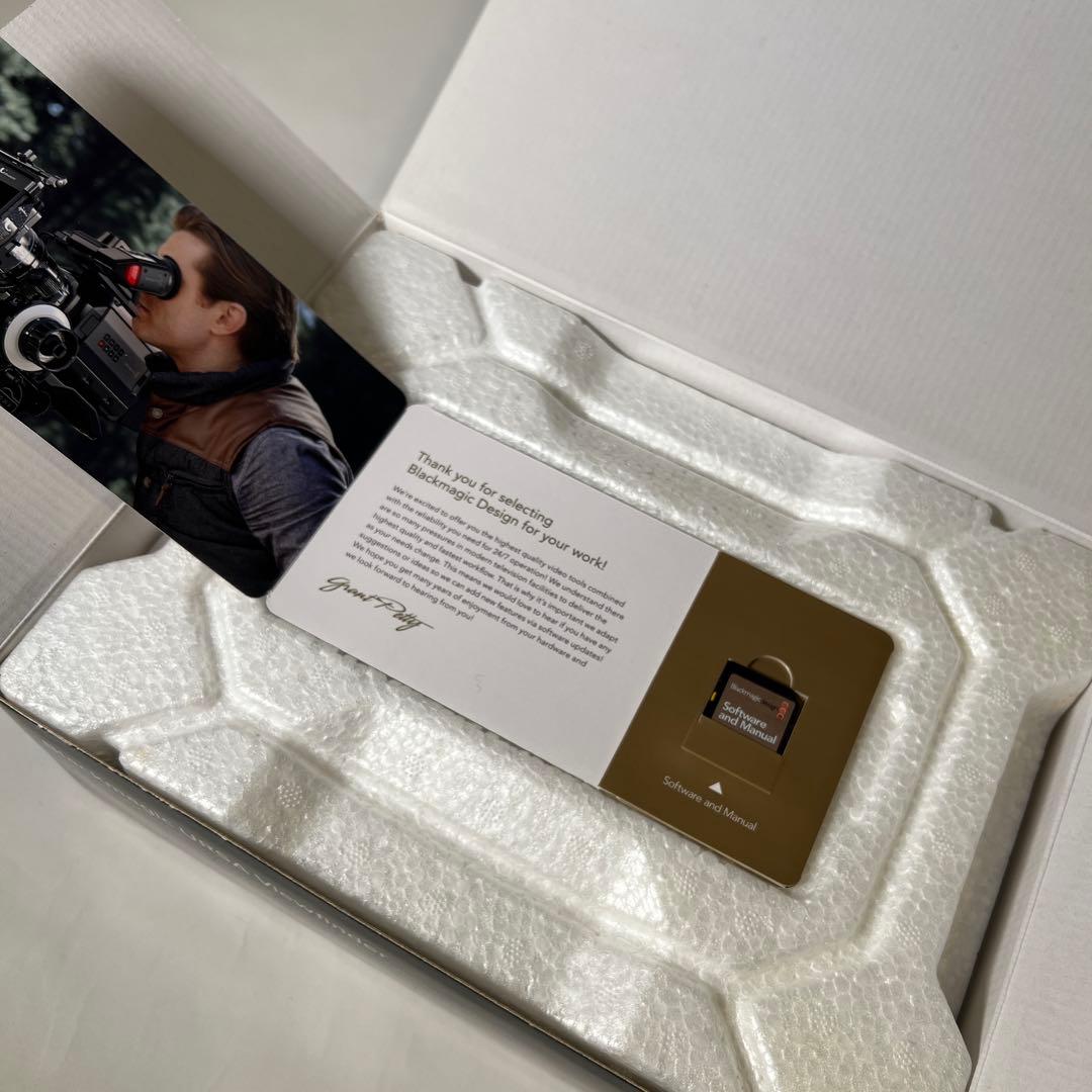 Blackmagic URSA Viewfinder 本体