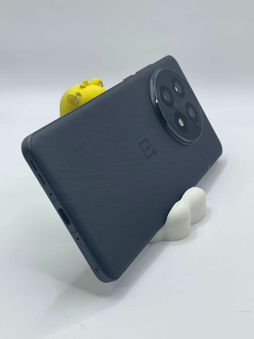 OnePlus 13 12/256GB SIMフリー ブラック 中国版