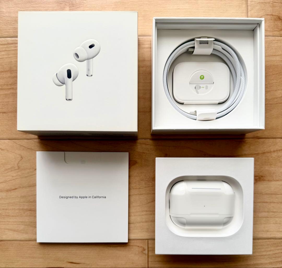 極美品❗️AirPods Pro (第2世代) USB-C充電ケース付き