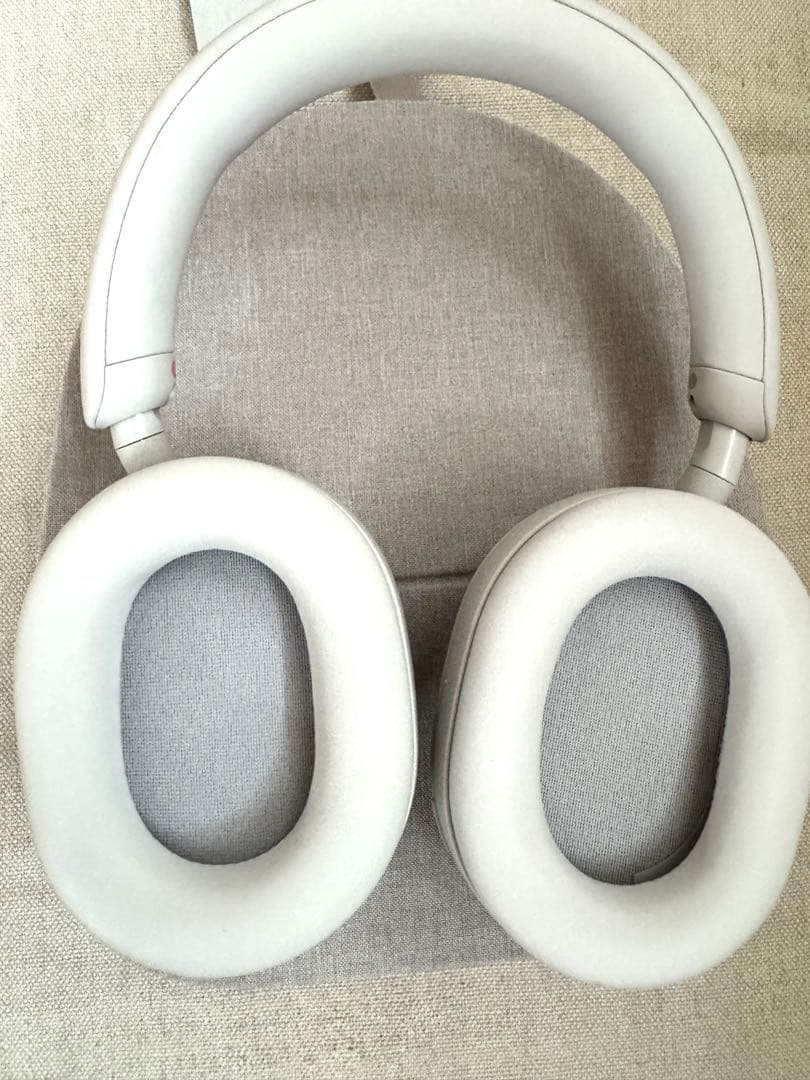 SONY WH-1000XM5 （S ）　プラチナシルバー
