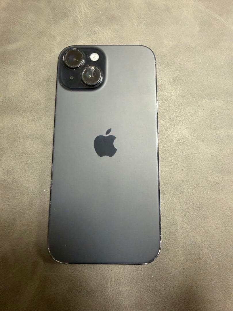 Apple iPhone 15 ブラック　本体　SIMフリー