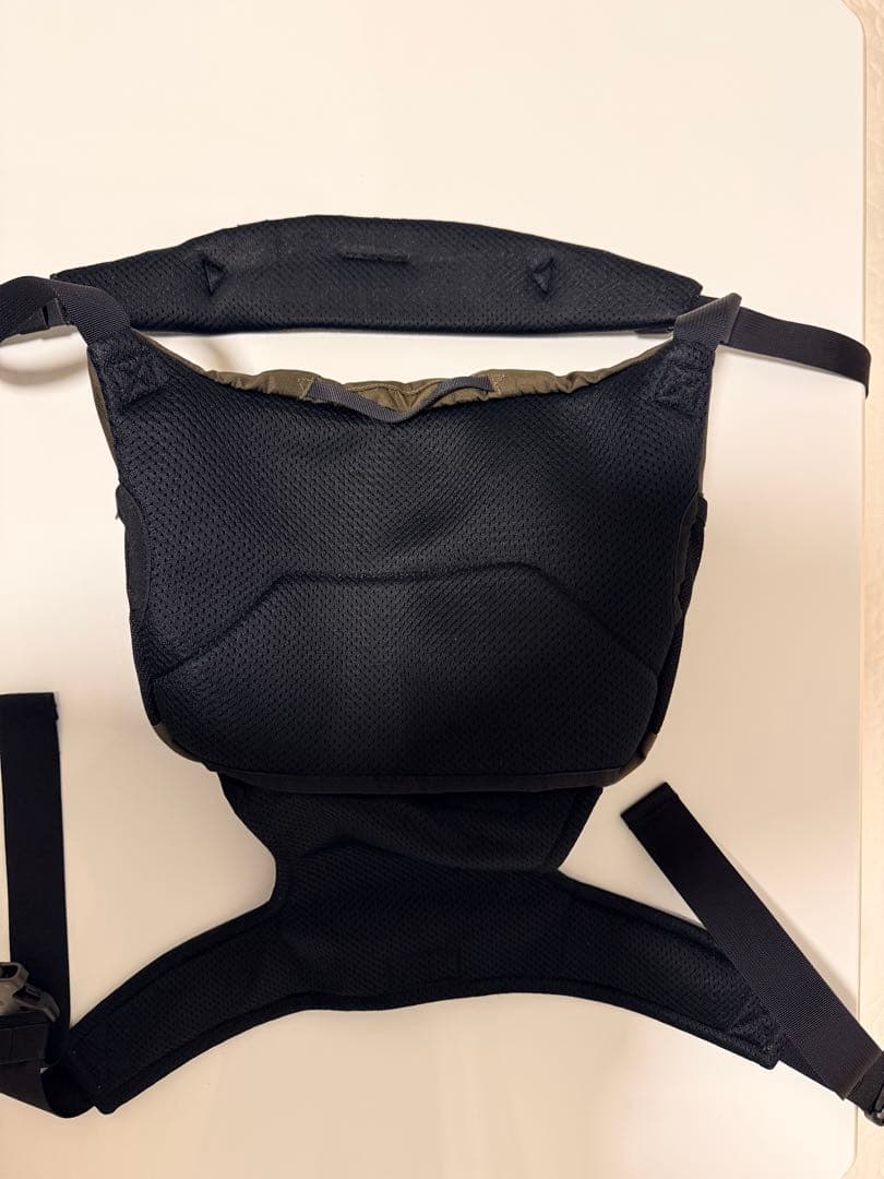 ノースフェイス　ベビースリング　カーキ