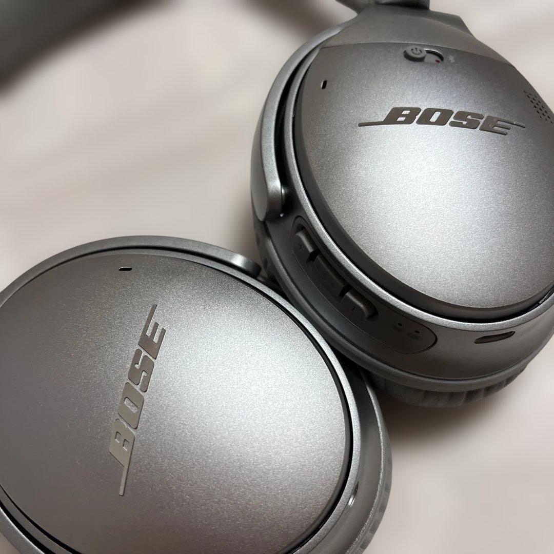 【美品】BOSE ワイヤレスヘッドホン QuietComfort 35 シルバー