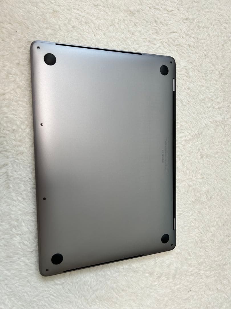 MacBook本体 Apple MacBook Pro 2019 13 inch