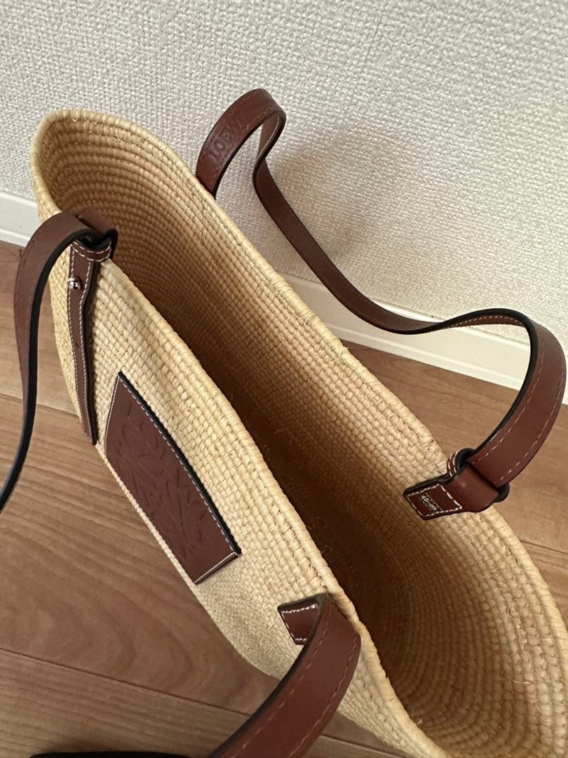 LOEWE ラフィアカゴバッグ