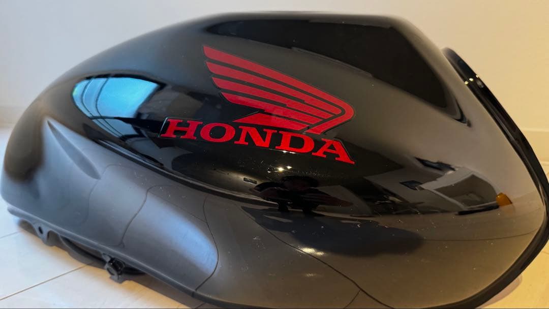 【無料配送可】HONDA ホーネット250 後期型タンク【凹みあり】