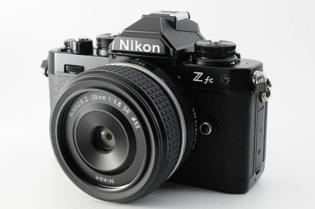 [ほぼ新品] ニコンZ fc レンズセット ≪シャッター回数81回≫ 1325A