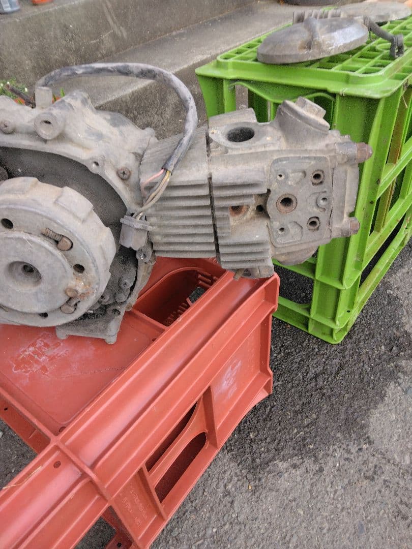 ホンダ90ccバイク用エンジン 空冷タイプ 使用感あり