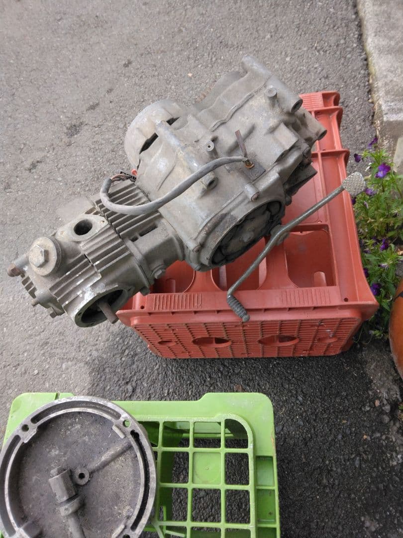 ホンダ90ccバイク用エンジン 空冷タイプ 使用感あり