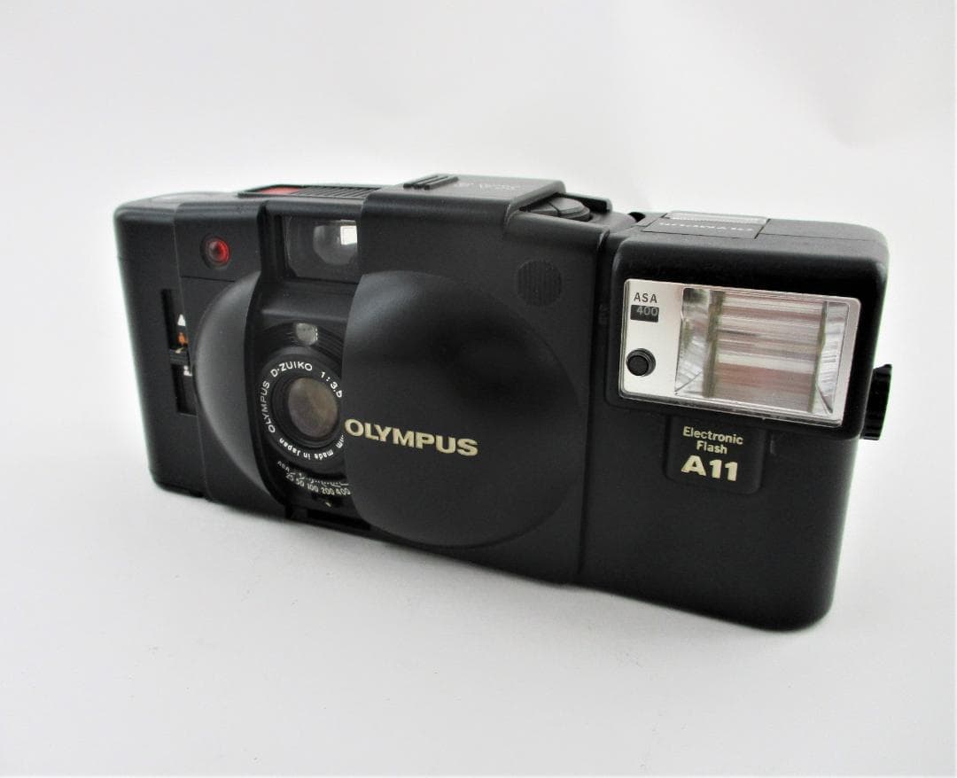 ◇オリンパス コンパクト フィルムカメラ XA2 D.ZUIKO 1:3.5