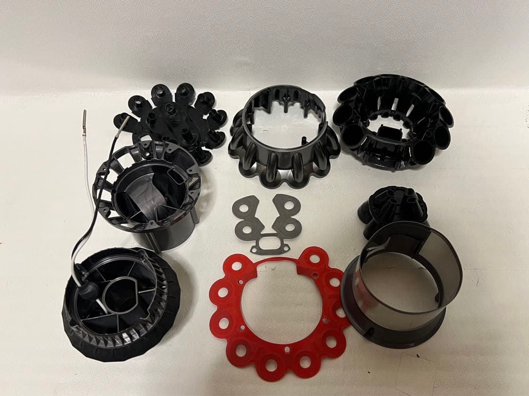 動作品ダイソンコードレス掃除機 dyson sv12 V10