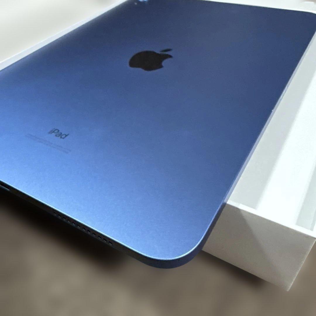 iPad 第10世代 Wi-Fi 64GB ブルー　ほぼ新品