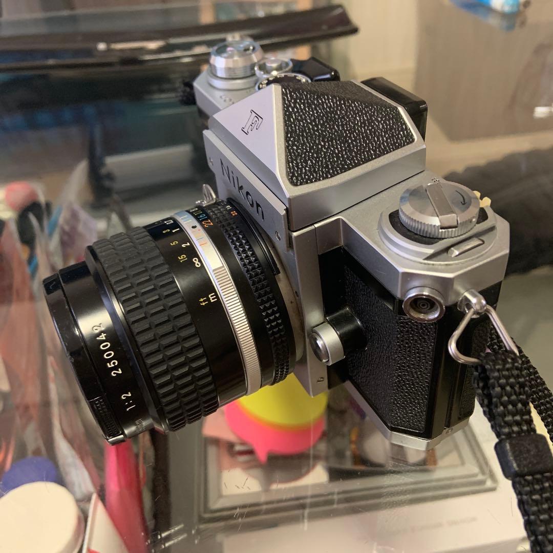 Nikon F 一眼レフカメラ 50mmレンズ付き