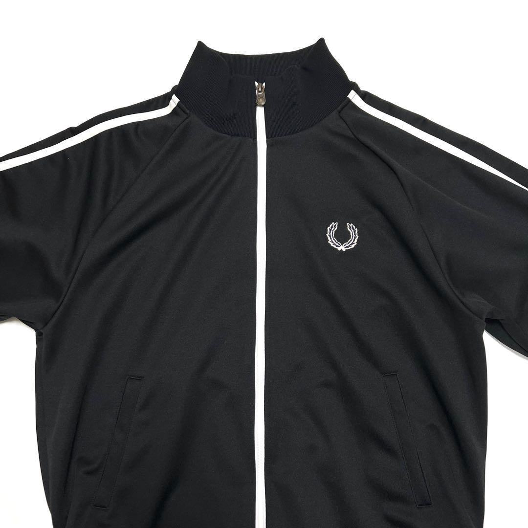 FRED PERRY フレッドペリー トラックジャケット ブラック