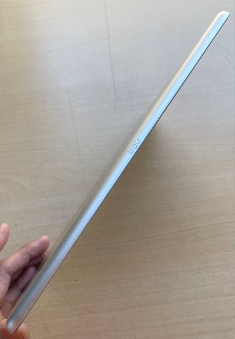 iPad 第7世代 Wi-Fi+Cellular シルバー　32GB 超美品#6