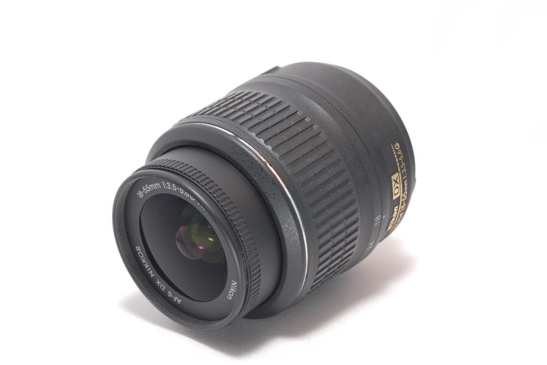 ⭐️手振れ補正レンズ付き⭐️Nikon D60　デジタル一眼レフ 高画質