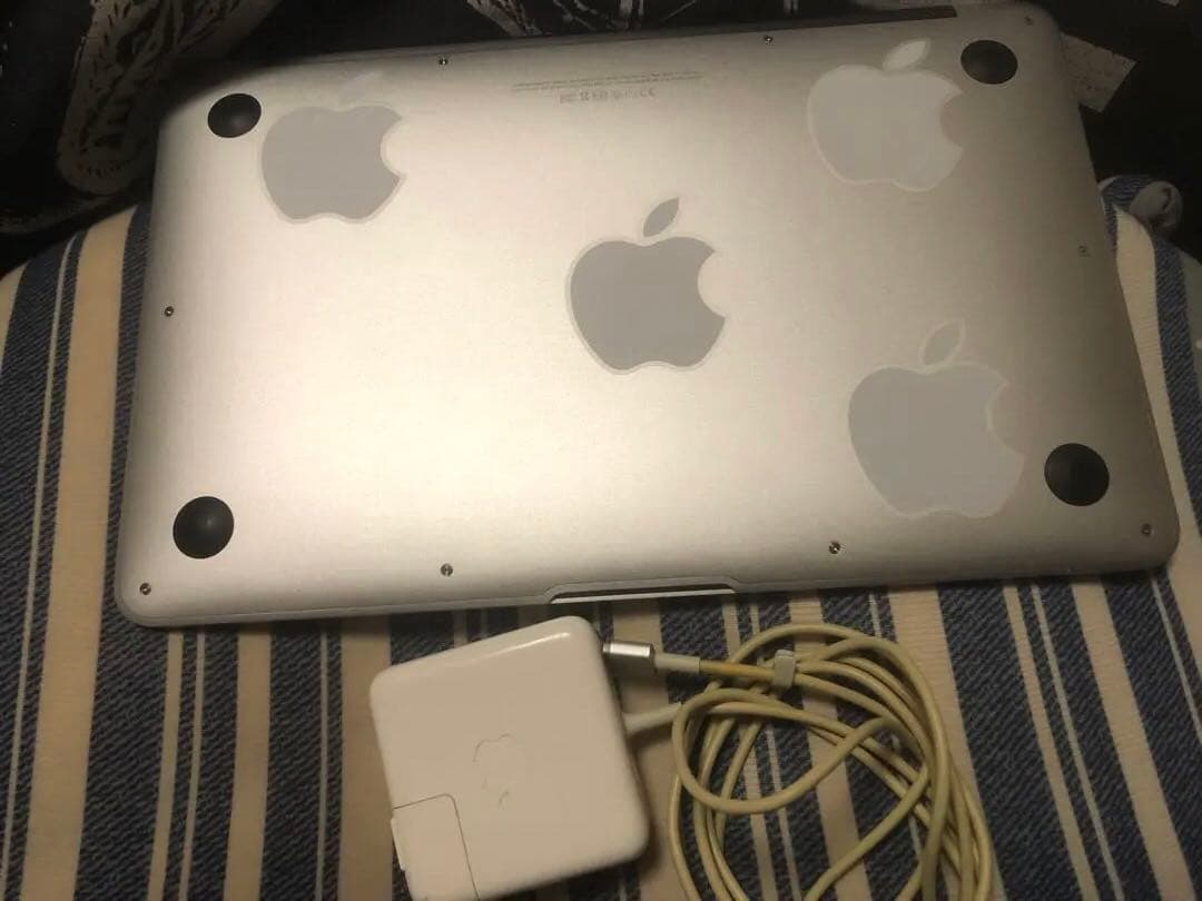 MacBook Air(11-inch, Early 2015)i5&一台限定品