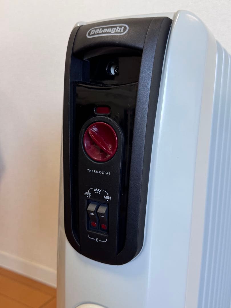 デロンギ　オイルヒーター H771015EFSN 取扱説明書付