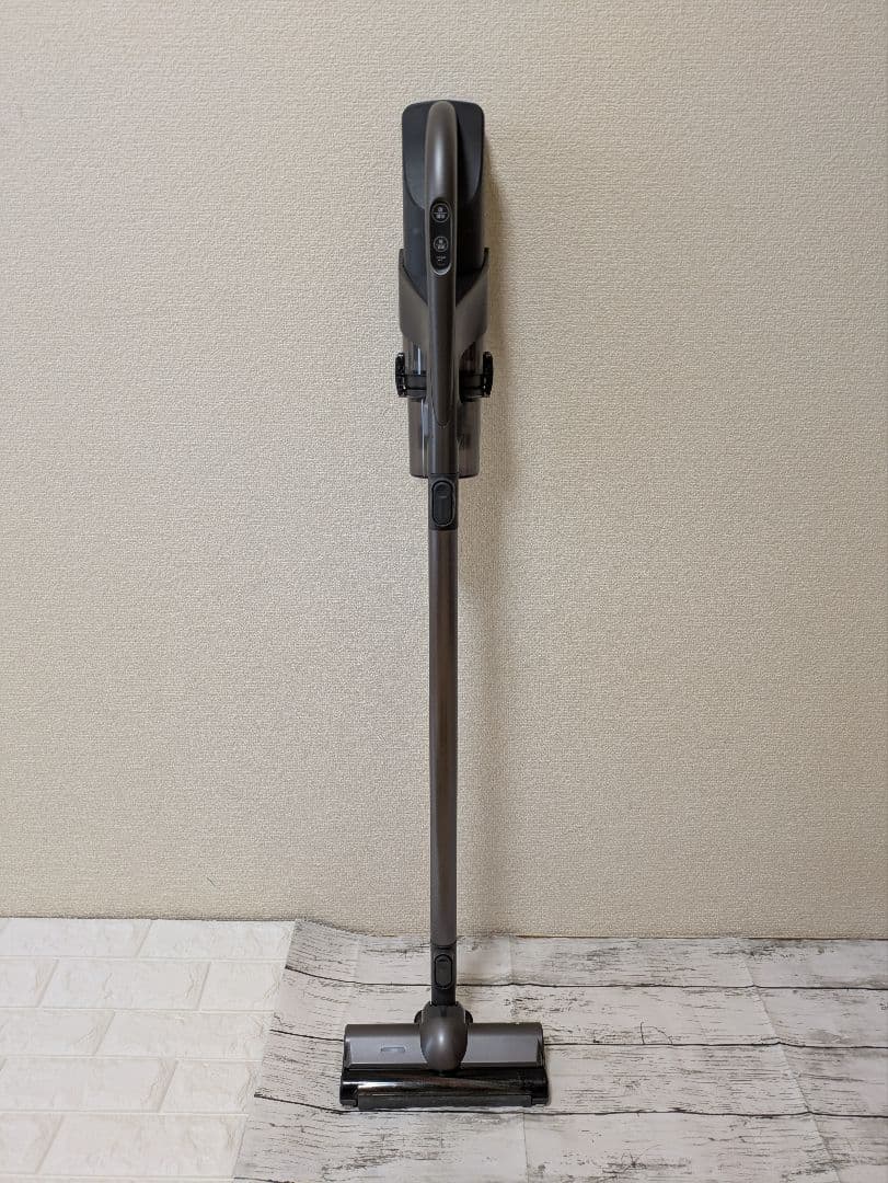 付属品完備トルネオ コードレスクリーナーVC-CLX72　2023年製　保証書