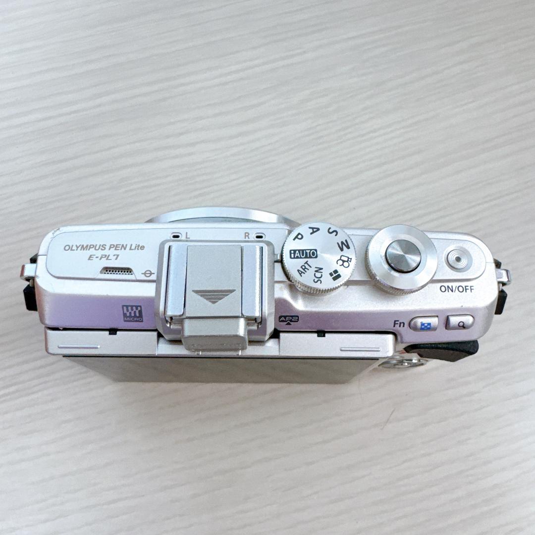 OLYMPUS PEN Lite E-PL7 カメラボディ　付属品多数