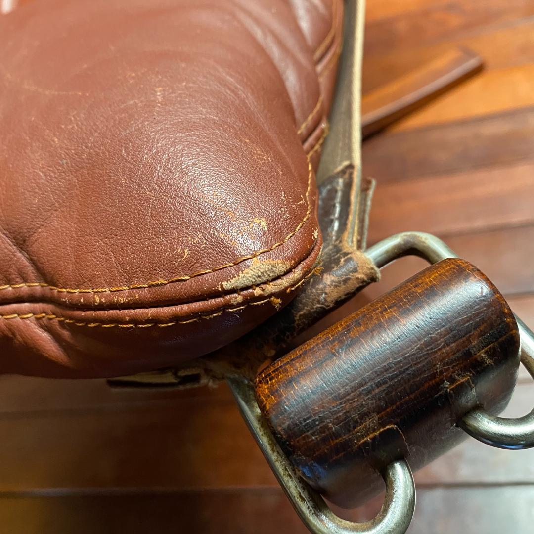 ヴィンテージ　名作 北欧家具 VATNE社　Falcon chair　本革ソファ