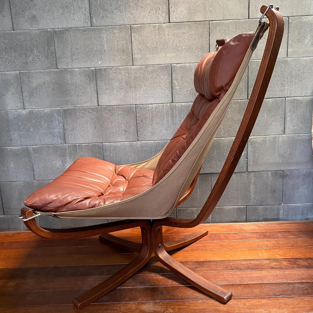 ヴィンテージ　名作 北欧家具 VATNE社　Falcon chair　本革ソファ