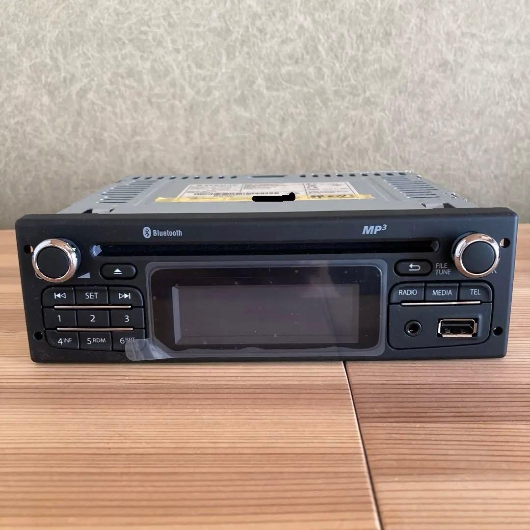 RENAULT KANGOO 純正オーディオ　おまけ付き