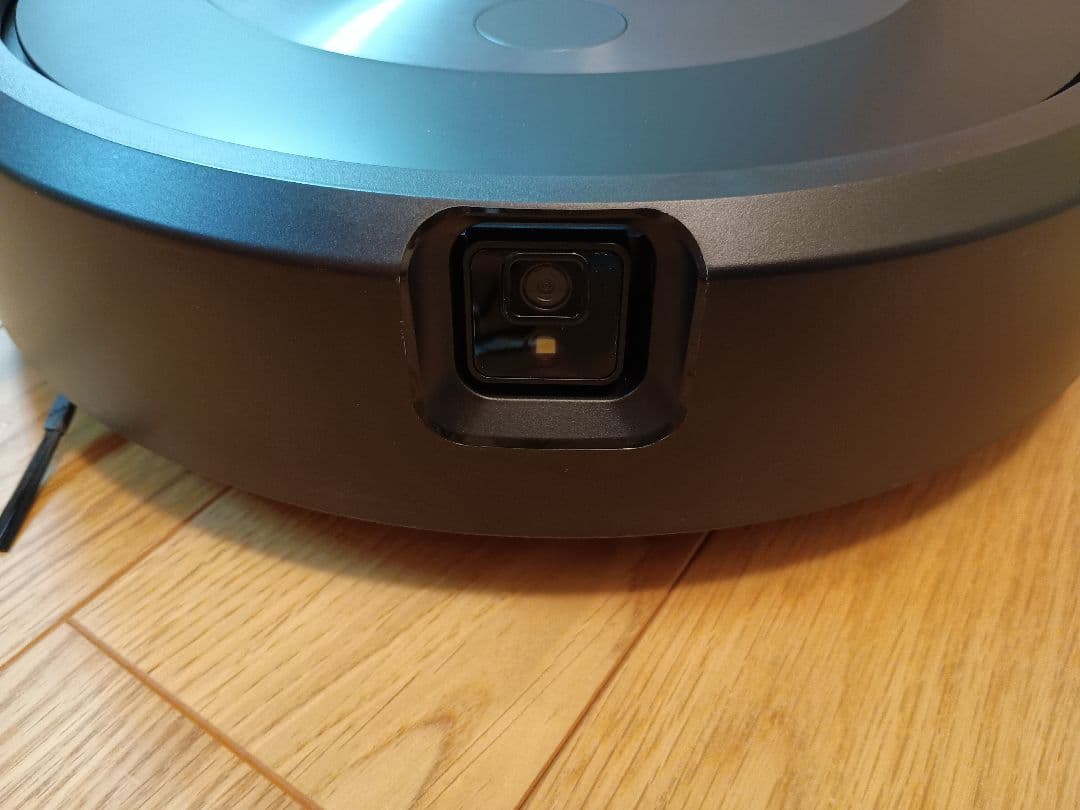 iRobot　アイロボット　ルンバ j7 ロボット掃除機 (国内正規品)