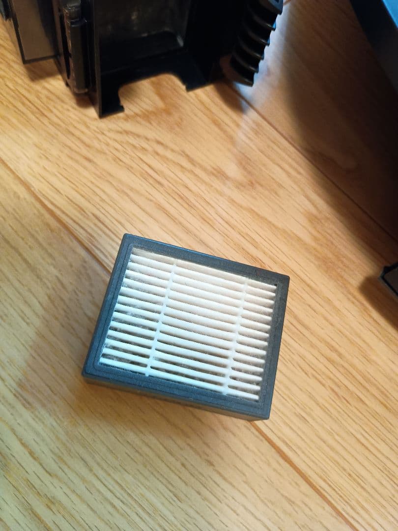 iRobot　アイロボット　ルンバ j7 ロボット掃除機 (国内正規品)