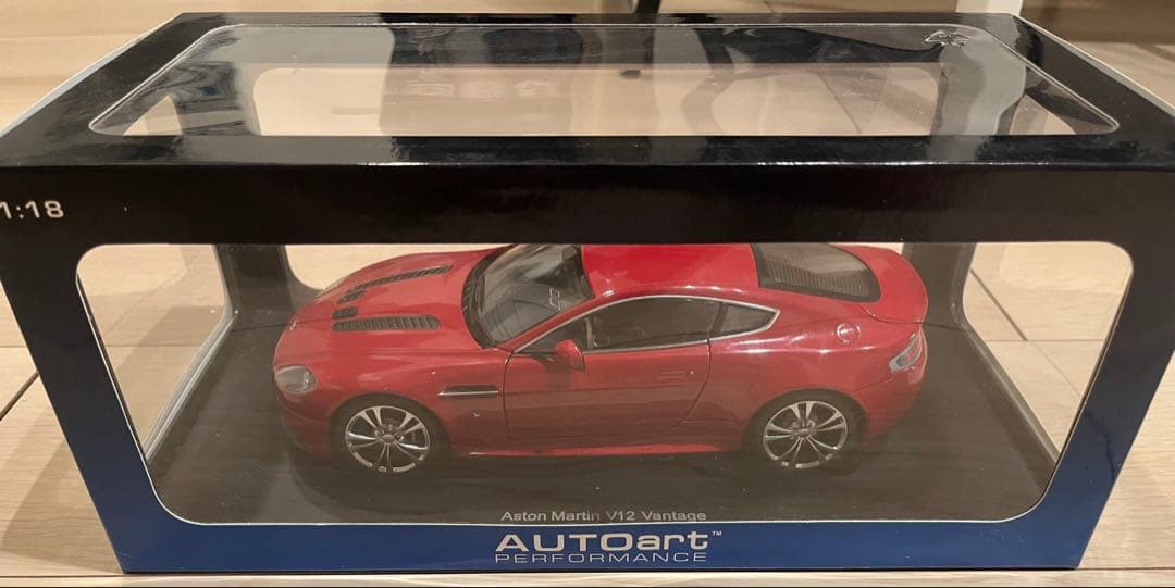 【kuni】AUTOart Aston Martin V12 Vantag