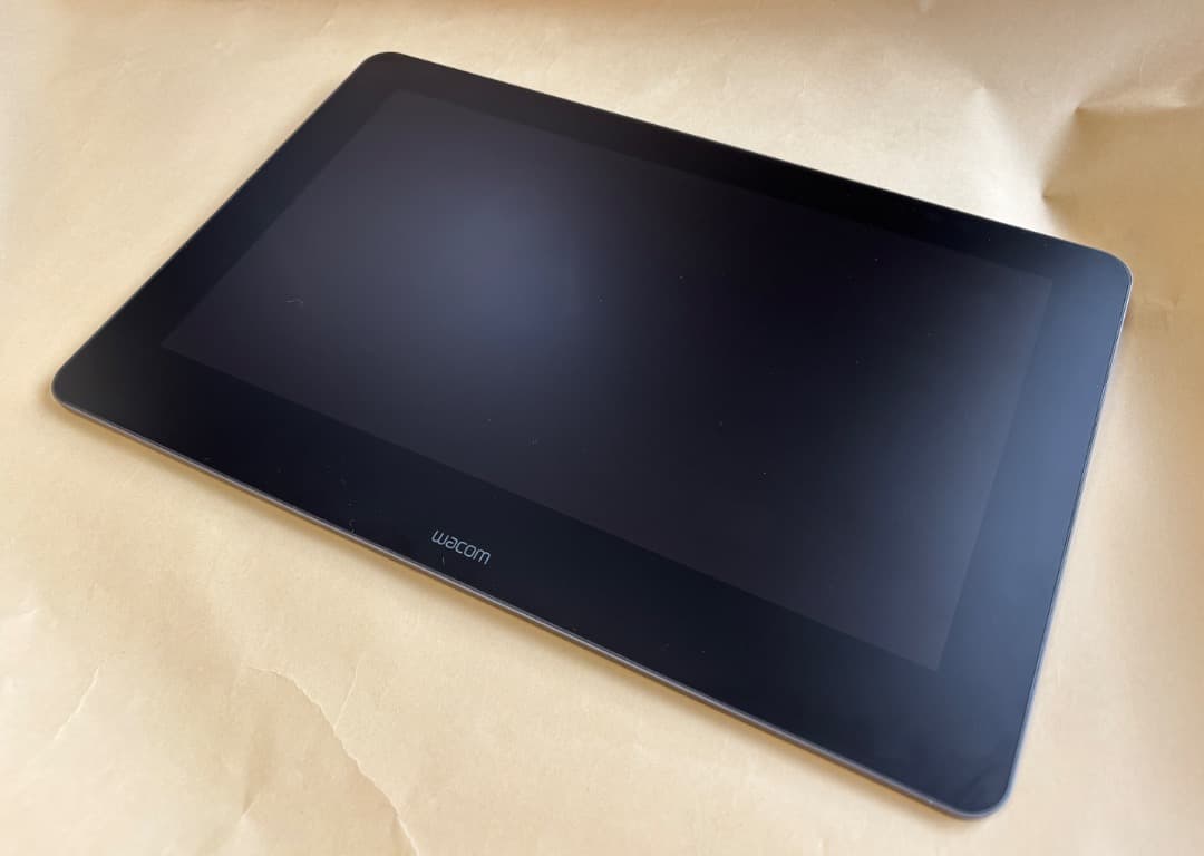 液タブ・ペンタブ Wacom Cintiq Pro 16 DTH-1620 ProPen Slim