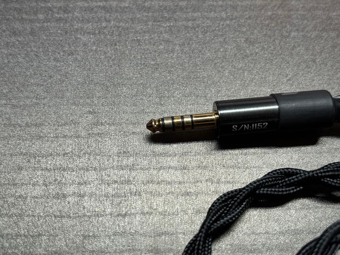 イヤホン Oriolus Traillii JP Black and Red