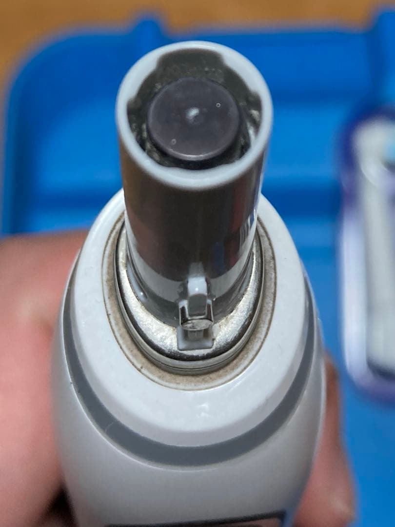 Oral-B iO 電動歯ブラシ本体＋替ブラシ4個