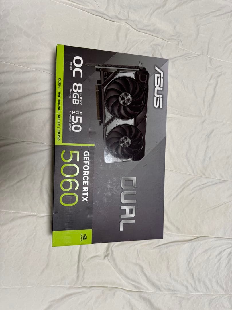 グラフィックボード・グラボ・ビデオカード ASUS DUAL GeForce RTX 5060 8GB