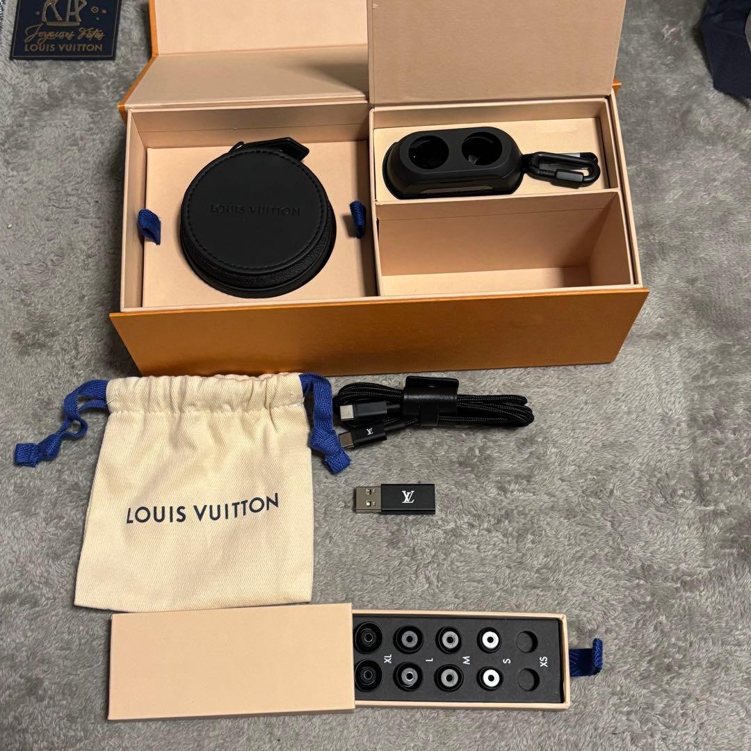 未使用品 LOUIS VUITTON Bluetooth イヤホン ピンク