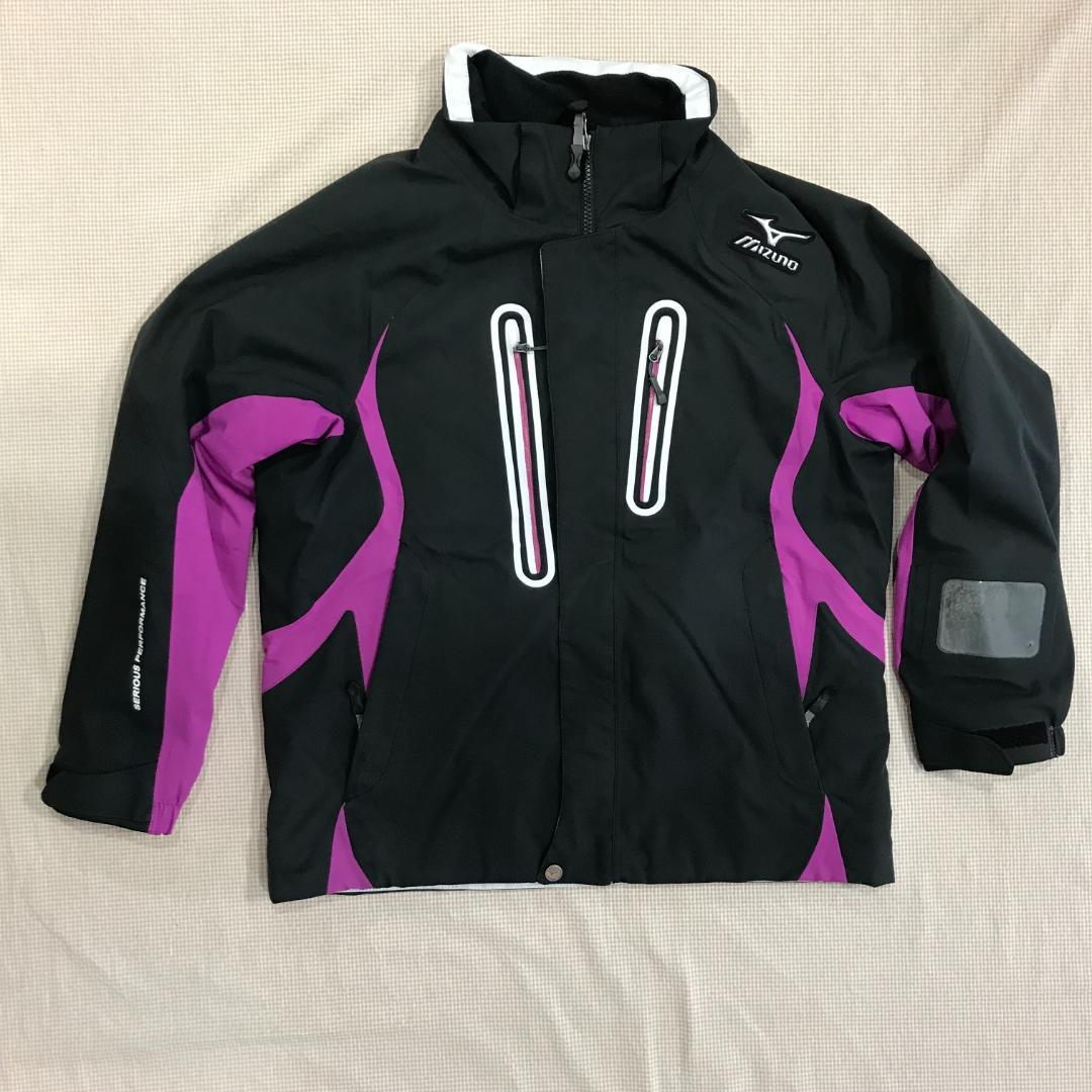 ミズノスキーウェア　上１６０cm　下１５０cmサイズ　ストレッチ・中綿入り