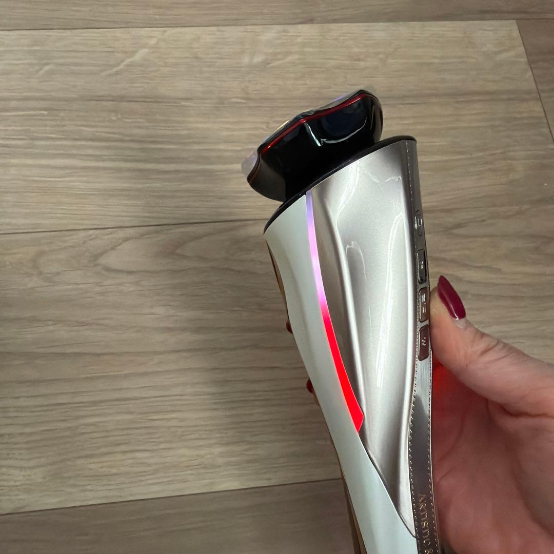 【新品】ARTISTIC & CO. Zeus II 美顔器　美容液付き