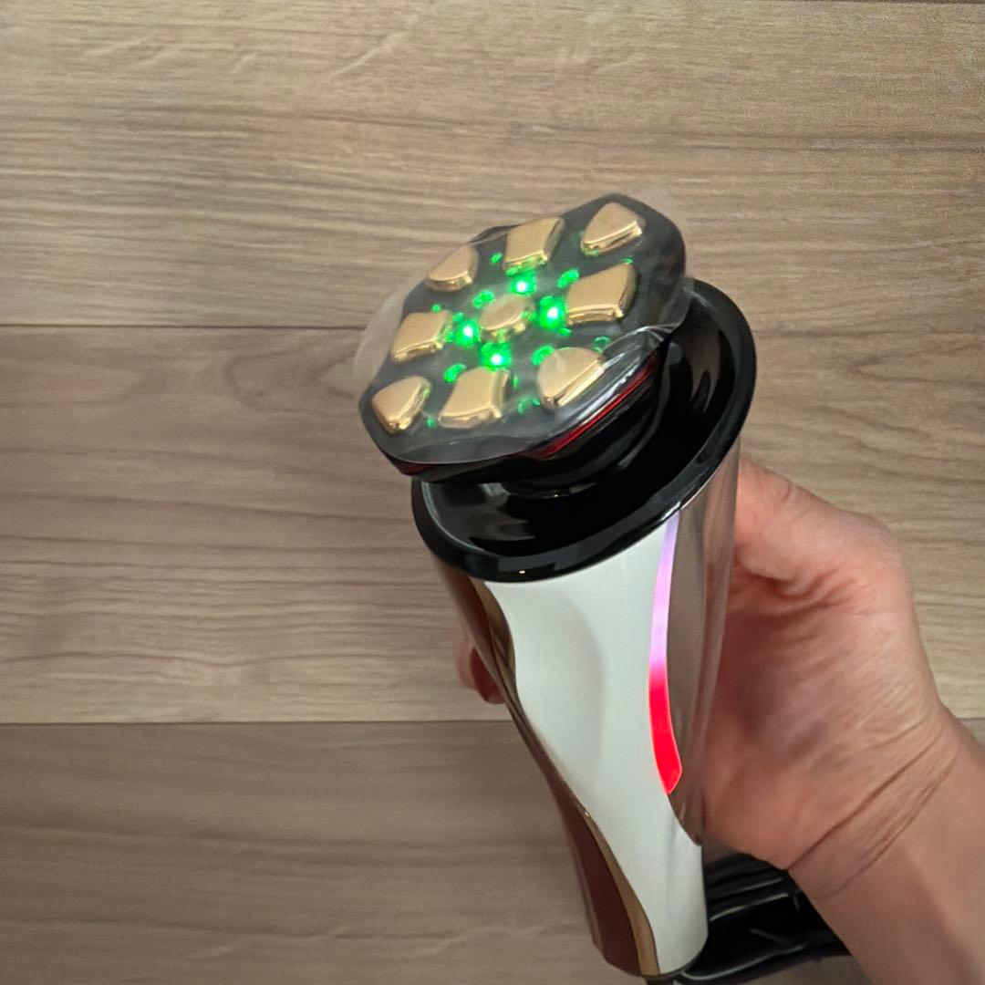 【新品】ARTISTIC & CO. Zeus II 美顔器　美容液付き