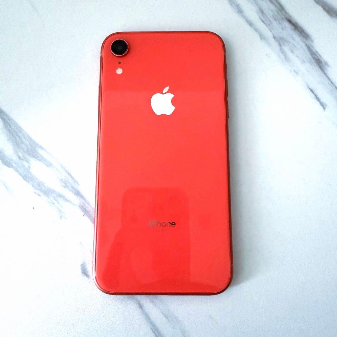 か*い様 Apple iPhone XR 本体