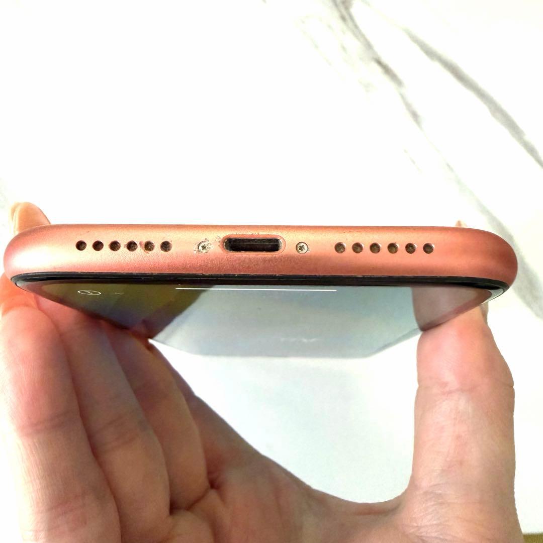 か*い様 Apple iPhone XR 本体