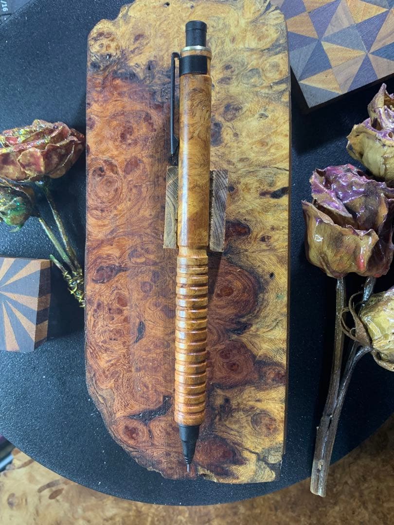 りんご　オレンズネロ花梨白瘤0.3mm