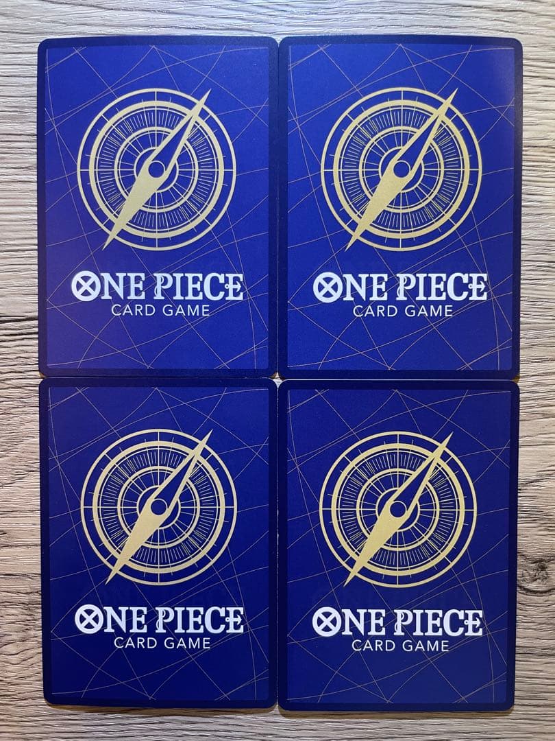 最安値 ワンピースカード シャンクス ニカ ティーチ バギー 4枚セット 手配書