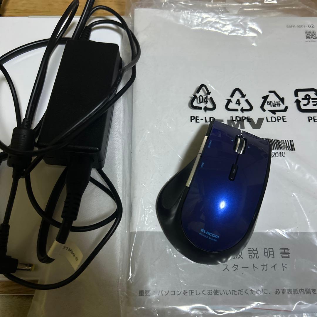 富士通 ノートパソコン　付属品あり